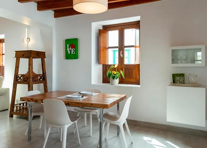 Casa Isabel Semesterbostad *